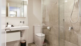 Ruby Gold Coast by CLLIX