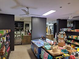 Castaways Moreton Island