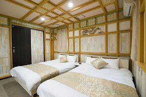 Etavia Yufuin ekimae