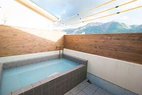 Etavia Yufuin ekimae