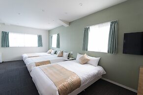 Etavia Yufuin ekimae