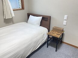 Etavia Yufuin ekimae