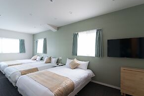 Etavia Yufuin ekimae