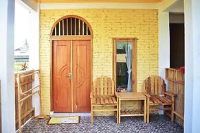 Cahaya Tetebatu Inn