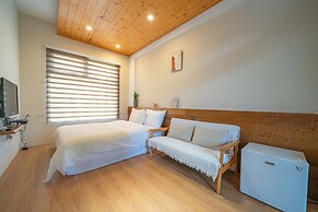 Field Trail B&B