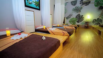 Lucky Ruby Border Casino