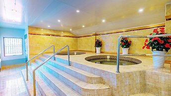 Lucky Ruby Border Casino