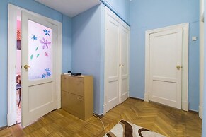 Lakshmi Apartment Novy Arbat 23