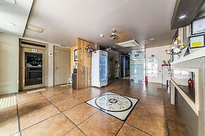 Hotel Queen Suwon