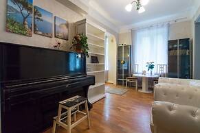 Lakshmi Apartment Sportivnaya