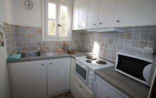 Meltemi Studios and Apartments