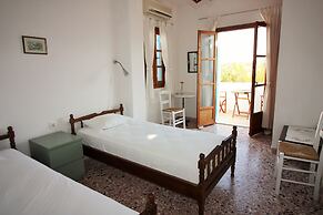 Meltemi Studios and Apartments