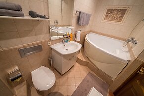 Lakshmi Apartment Voznesenskiy