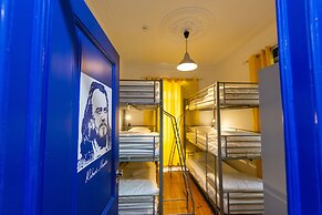 Help Yourself Hostels Parede