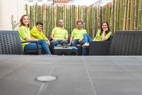 Help Yourself Hostels Parede