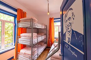 Help Yourself Hostels Parede