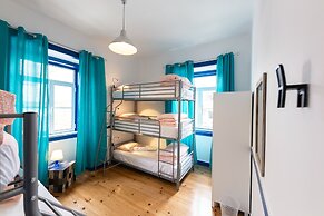 Help Yourself Hostels Parede