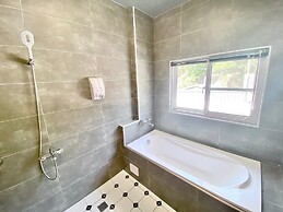 Village Villa B&B