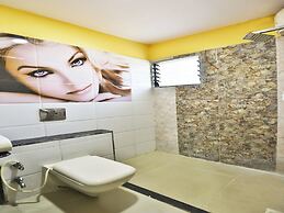 OYO 14549 Hotel Lotus Residency