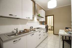 Olmo Apartment