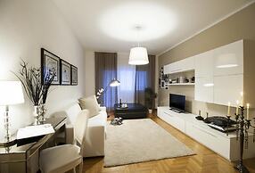 Olmo Apartment