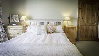 Treweens Bed & Breakfast