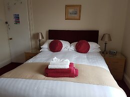 Montrose Guest House