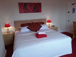 Montrose Guest House