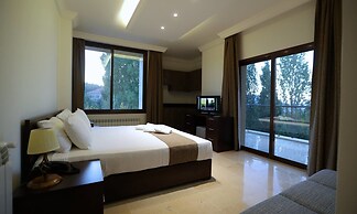 Green Lake Hotel - Jezzine