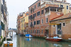 Bella Vita Charming House