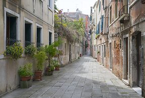 Bella Vita Charming House