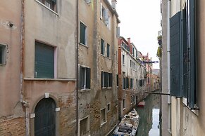 Bella Vita Charming House