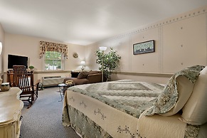 Country Living Inn