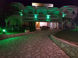 Marathon Studios &Apartments