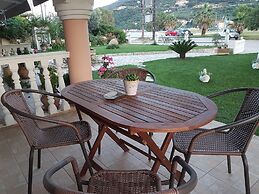 Marathon Studios &Apartments