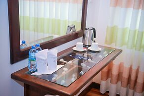 Cozy Sea View Inn