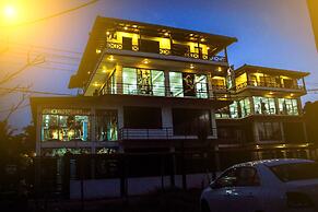 Cozy Sea View Inn