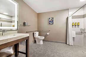 Best Western Plus Temecula Wine Country Hotel &Suites