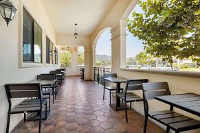 Best Western Plus Temecula Wine Country Hotel &Suites