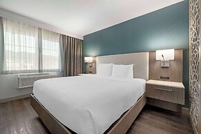 Best Western Plus Temecula Wine Country Hotel &Suites