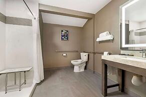 Best Western Plus Temecula Wine Country Hotel &Suites
