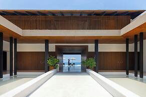 The Westin Maldives Miriandhoo Resort