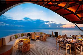 The Westin Maldives Miriandhoo Resort
