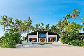 The Westin Maldives Miriandhoo Resort