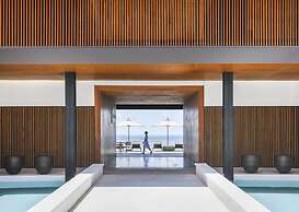 The Westin Maldives Miriandhoo Resort