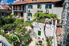 Villa Minerva Gardens