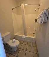 Whitesboro Inn & Suites