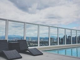 Vista Shaw by Charles