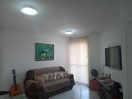Bem Vindo a Salvador - Apartamento com Piscina, Varanda e Excelente Lo