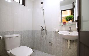 Granda Central Apartment